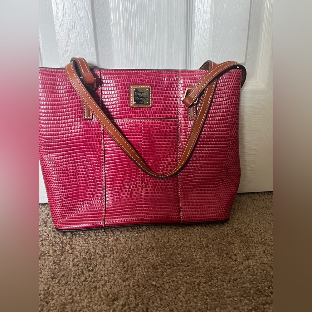 Dooney and bourke shoulder bag